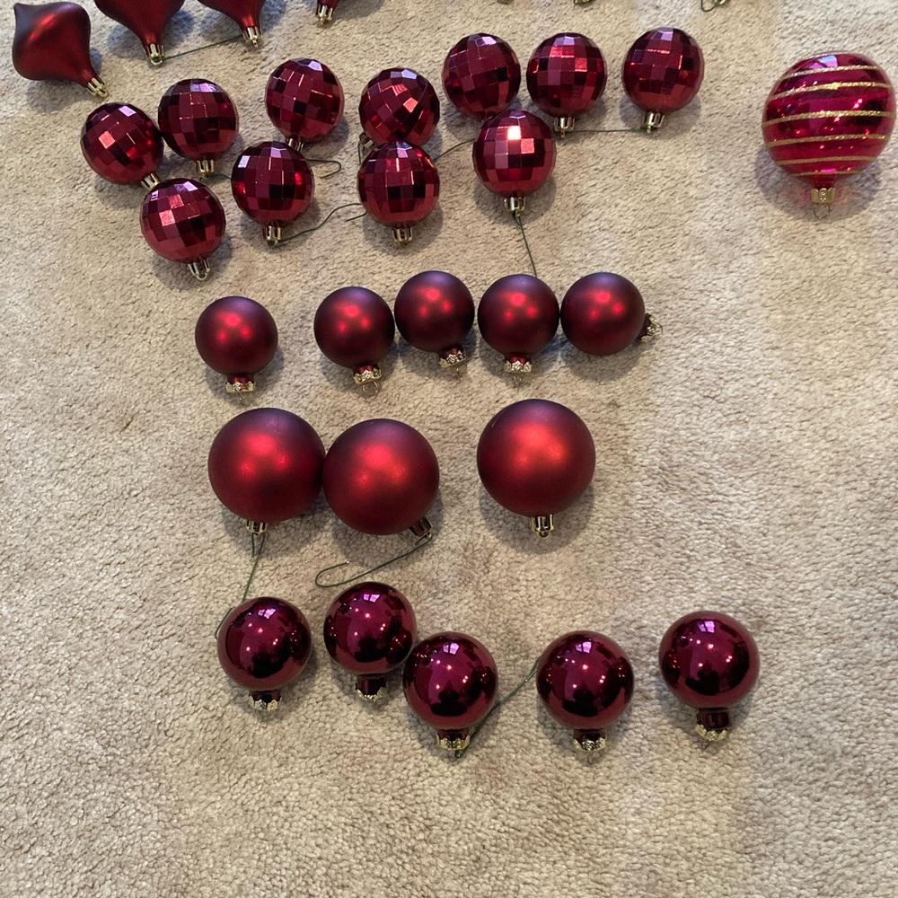 Elegant Red Holiday Ornament Set